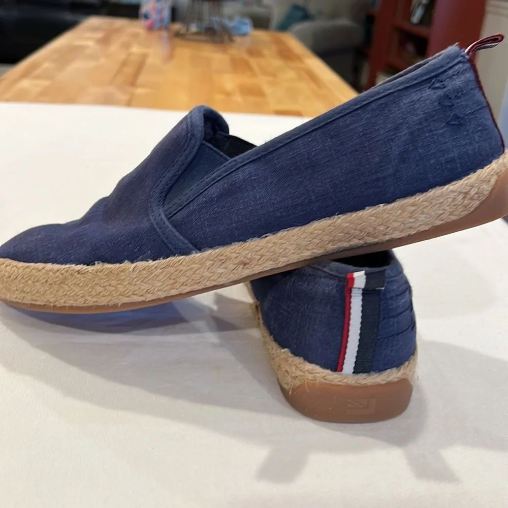 Ben Sherman men’s navy canvas boat shoes